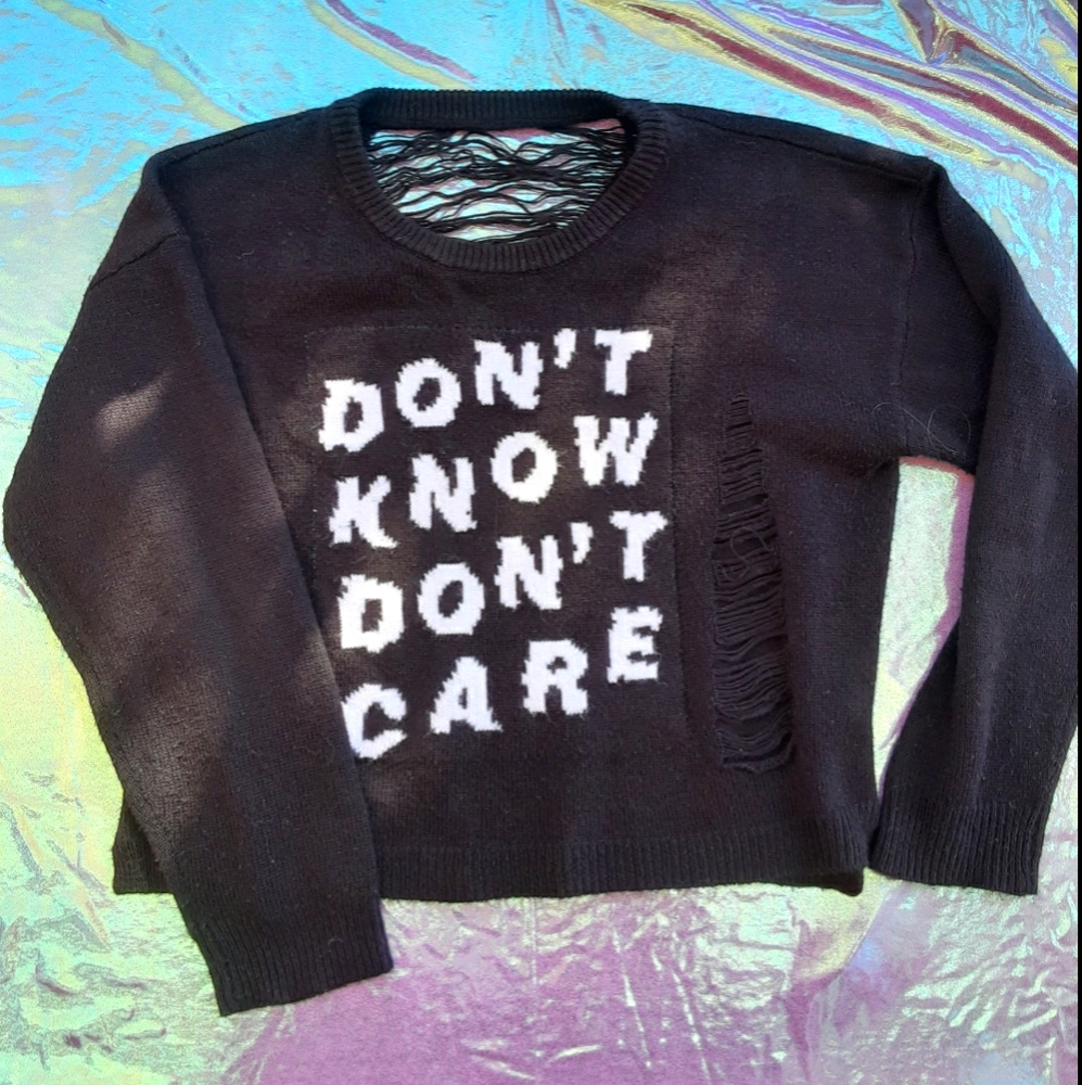 Hot Topic sweater